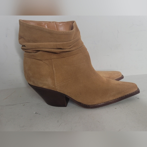 Vince Camuto Nerlinji Bootie SZ 8 in light cognac - Picture 2 of 8